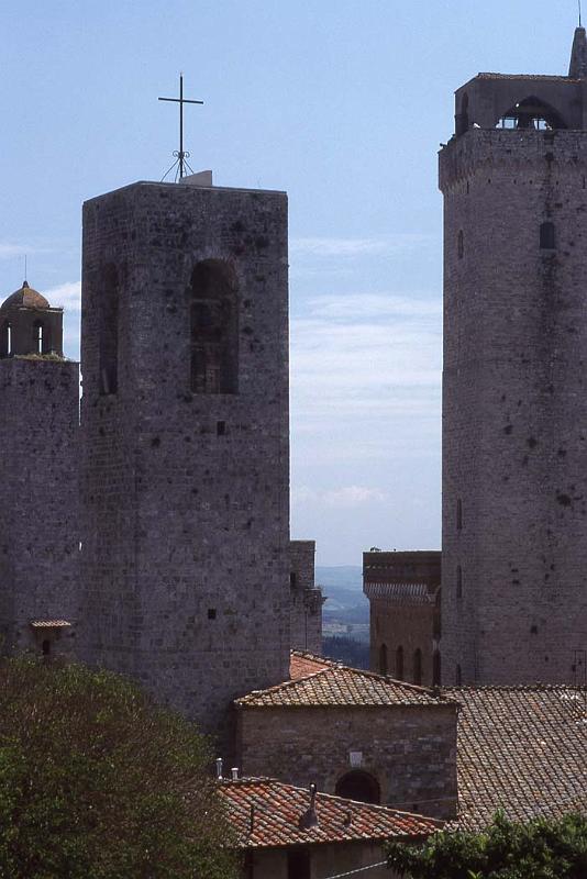 Italy 99 San Gimignano 2.jpg